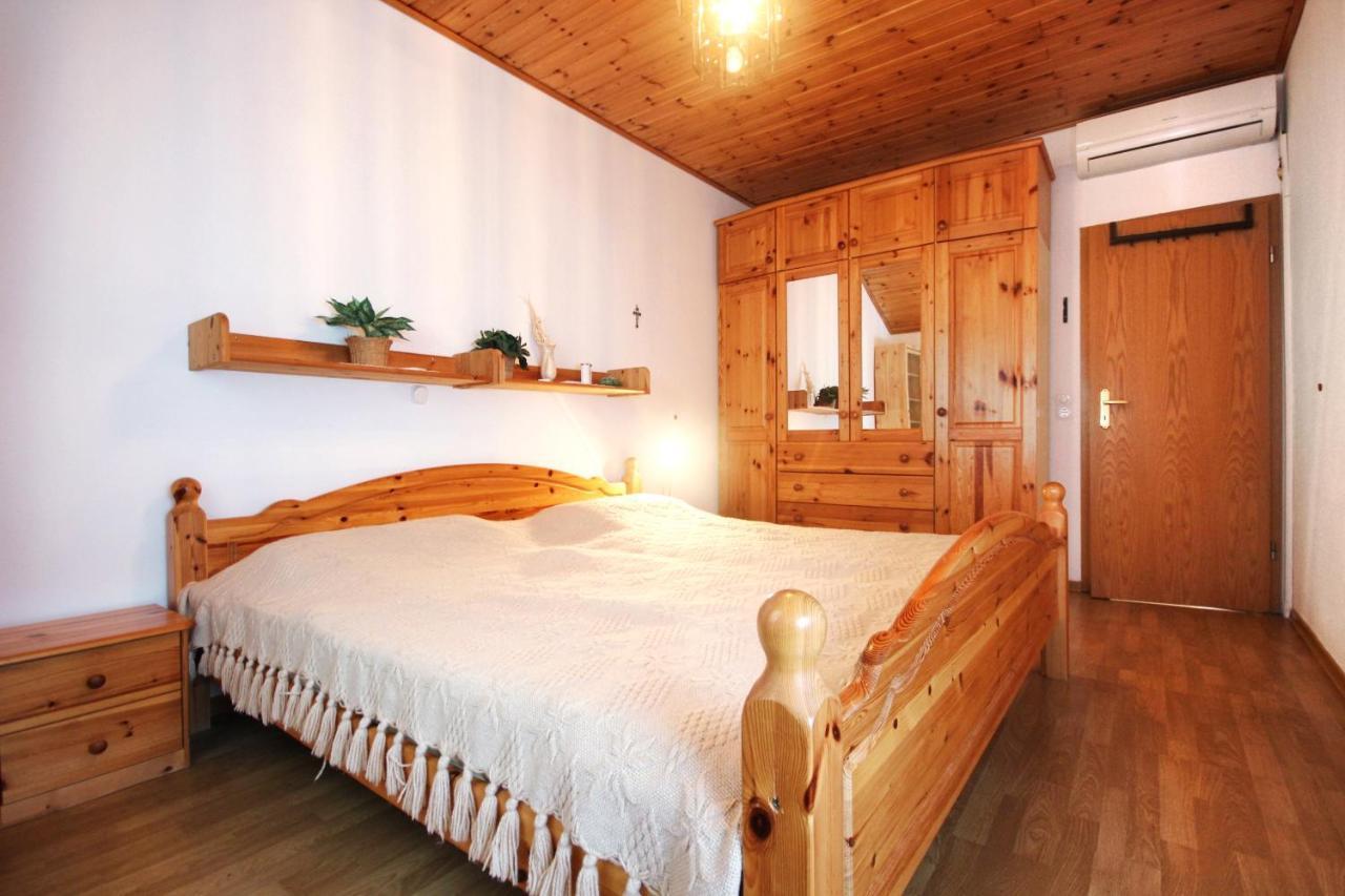 Apartments By The Sea Lumbarda, Korcula - 4440 Екстер'єр фото